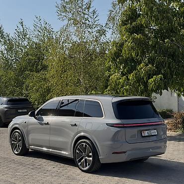 nardo grey: Lixiang L9: 2025 г., 1.5 л, Автомат, Гибрид, Внедорожник — 3