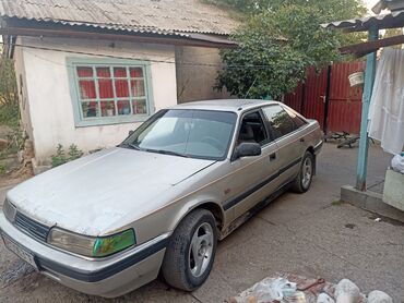 дешевая машина: Mazda 626: 1988 г., 2.2 л, Механика, Бензин, Хэтчбэк