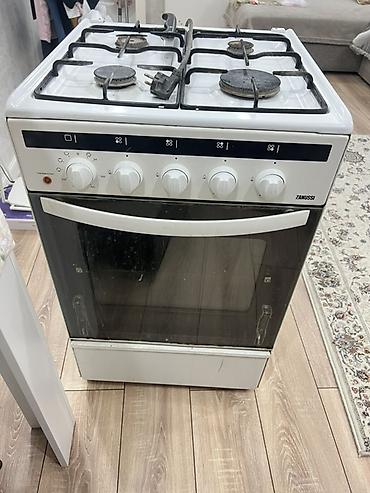 type 1: Газовая плита Zanussi с электроподжигом и духовкой. - 4 газовые — 1