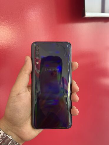 satilan telefonlar: Samsung A70, 128 GB