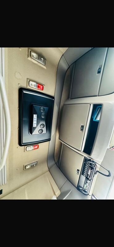 Tırlar: DAF XF çekiçi + tentli yarımqoşqu - Model: DAF XF (yükdaşıma üçün — 12