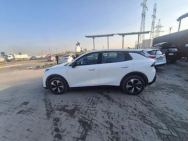 Changan: Электромобиль Aiways (changan max plus) Q05, белый кроссовер — 3