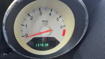 Dodge: Automobil na prodaju dodge caliber u odlicnom stanju. 2008 godiste na lalafo.rs — 12 Dodge: Automobil na prodaju dodge caliber u odlicnom stanju. 2008 godiste — 12