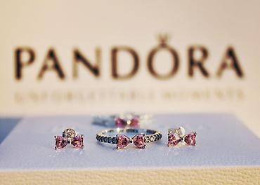 Бижутерия: Нежный набор с розовыми камушками💎 в виде бантиков 🎀 от Pandora🥰 — 3