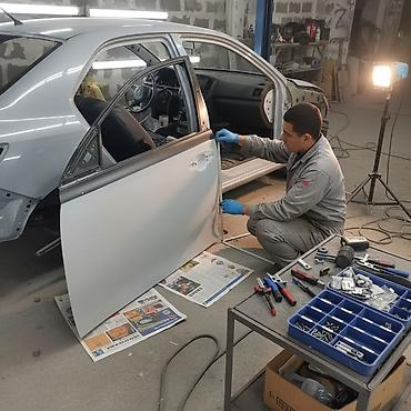 кузов на самосвал: Дверь Передняя левая Kia, Б/у, Оригинал — 2