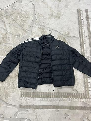 Куртки: Пуховая куртка adidas primegreen - Цвет: черный с белыми тремя — 2
