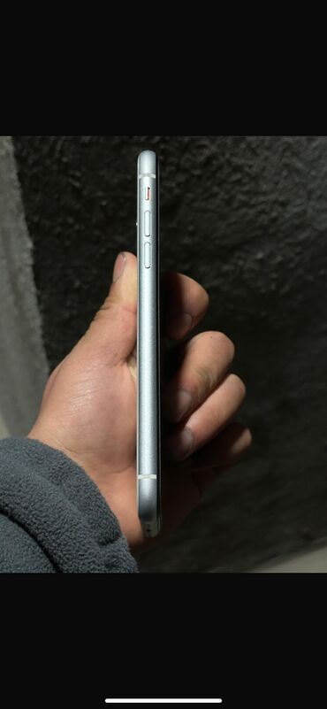 Apple iPhone: IPhone Xr, Б/у, 128 ГБ, Белый, Чехол, 96 % — 7