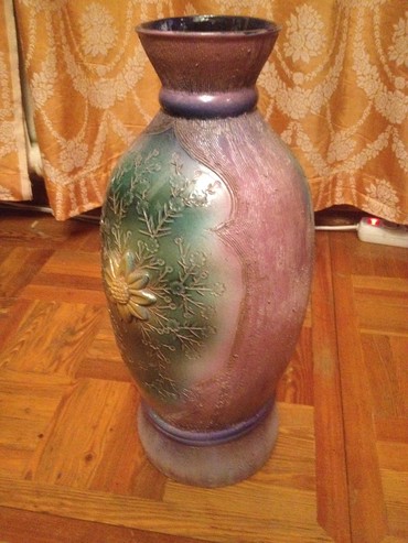ваза прозрачная: Продаю напольную керамическую вазу авторская работа 1991 г.в.