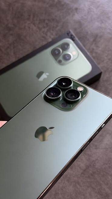 Apple iPhone: IPhone 13 Pro, зелёный, память 256 ГБ В идеальном состоянии. Один — 8