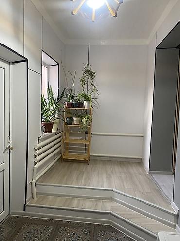 дом кызыл аскере: 4 комнаты, 99 м², 6 соток, Бишкек, Кызыл Аскер Собственник — 7