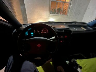 Nissan: Nissan Sunny: 1991 г., 1.4 л, Механика, Бензин, Седан — 7