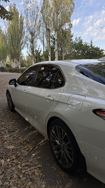 тайота из: Toyota Camry: 2018 г., 2.5 л, Автомат, Бензин, Седан — 5