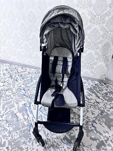 коляски doona: Прогулочная коляска-трость компактного формата. - Легкая рама — 1