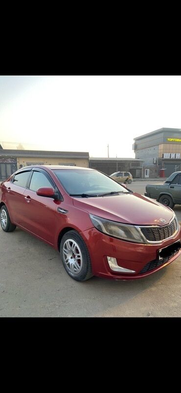 купить маленькую машину недорого: Kia Rio: 2012 г., 1.4 л, Механика, Бензин, Седан