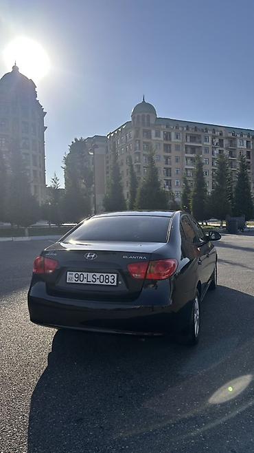 Hyundai Elantra: 2 l | 2008 il Sedan