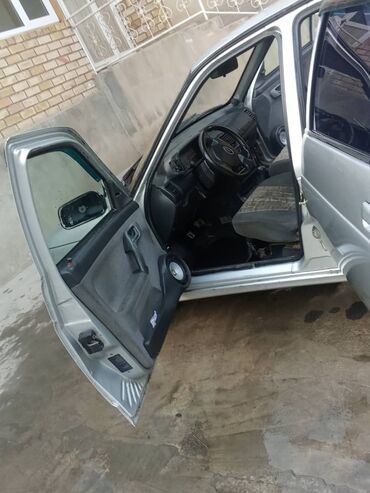 ВАЗ (ЛАДА): ВАЗ (ЛАДА) 2112: 2005 г., 1.6 л, Механика, Бензин, Хэтчбэк — 9