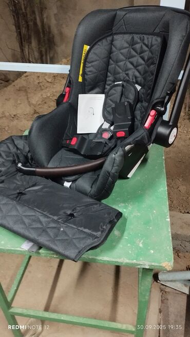 автокресло chicco i move: Автокресло, цвет - Черный