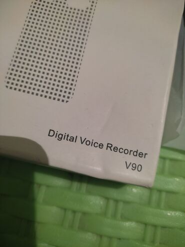 Ostale kamere: Digitalni diktafon Wohlman V90 je kompaktan i prenosiv uređaj — 4
