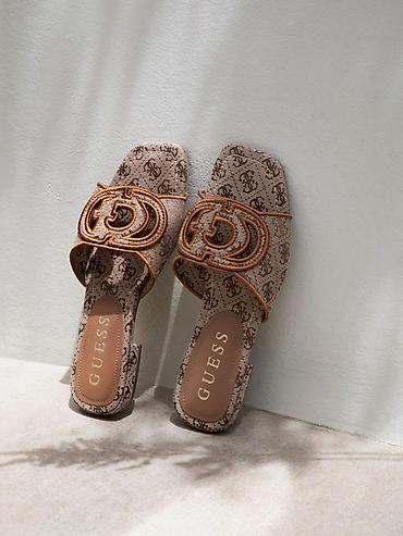 Basanoşka və səndəllər: Guess, Ölçü: 38, rəng - Qəhvəyi, Yeni — 1