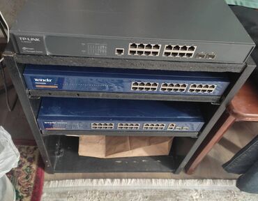 wi fi router: Самодельный DIY шкаф 10U - 19 дюймов для сетевого оборудования