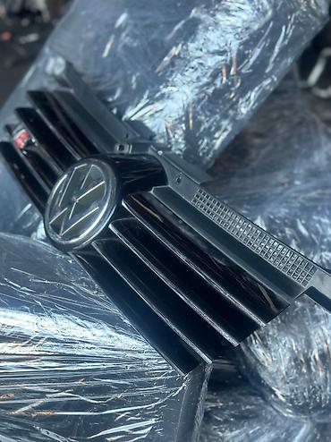 step: Решетка радиатора Volkswagen Б/у, Оригинал — 3