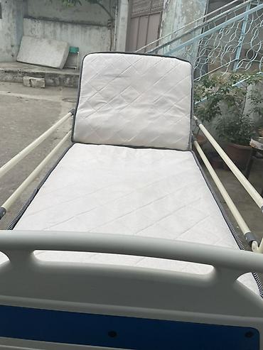 Tibbi çarpayılar: Tibbi funksiyalı xəstə çarpayısı – matras daxil - Tək mexaniki — 3