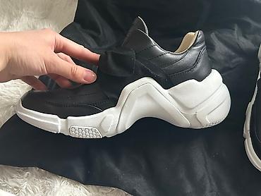 Кроссовки и спортивная обувь: Кроссовки, 38.5, Skechers, Б/у, цвет - Черный, Самовывоз at lalafo.kg — 4 Кроссовки и спортивная обувь: Кроссовки, 38.5, Skechers, Б/у, цвет - Черный, Самовывоз — 4