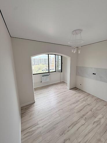 пользовались: 2 комнаты, 71 м², Ак-Орго ж/м 8 этаж, Дизайнерский ремонт — 7