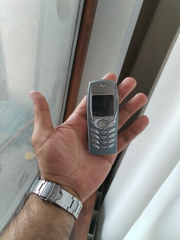 Nokia 1, 2 GB, rəng - Boz, Düyməli