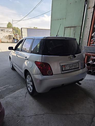 Toyota: Toyota Ist: 2003 г., 1.3 л, Автомат, Газ, Хэтчбэк — 5