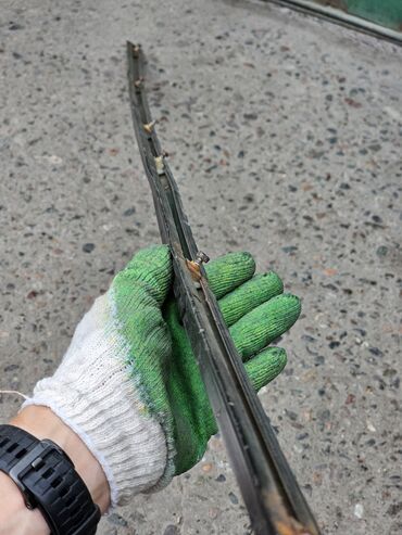 Декоративные накладки: Декоративные накладки Резина, Mercedes-Benz, 1984 г., Б/у, Платная доставка, Самовывоз — 6