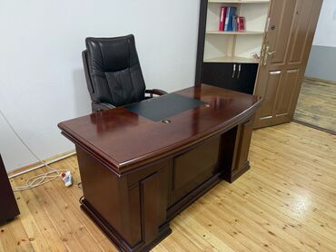 письменный стол баку: Müdir üçün, Dördbucaq masa