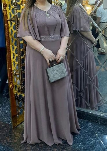 белые детские сарафаны: X Ladyden 300 azn alınıb. 44 razmer. 2 defe geyinilib. Gül qurusu