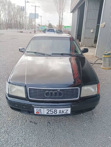 Audi S4: 1992 г., 2.6 л, Механика, Бензин, Седан