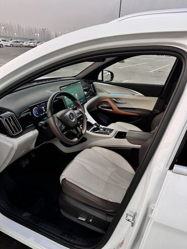 BYD: BYD Song Plus: 2023 г., Вариатор, Бензин, Кроссовер — 11