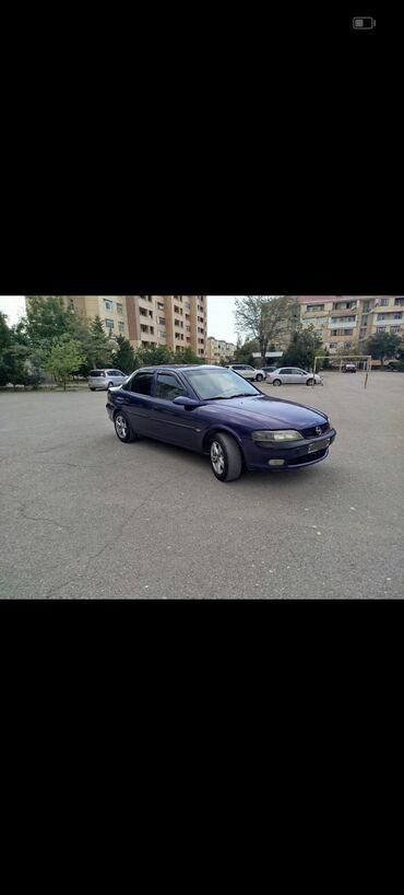 Opel: Opel Vectra: 1.8 l | 1996 il 440000 km Sedan — 1
