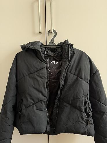 куртки короткие: Пуховик ZARA, черный
Был куплен в Москве за 7 — 3