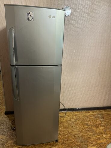 выкуп холодильников: Холодильник LG, двухдверный, серебристый (top freezer). Особенности