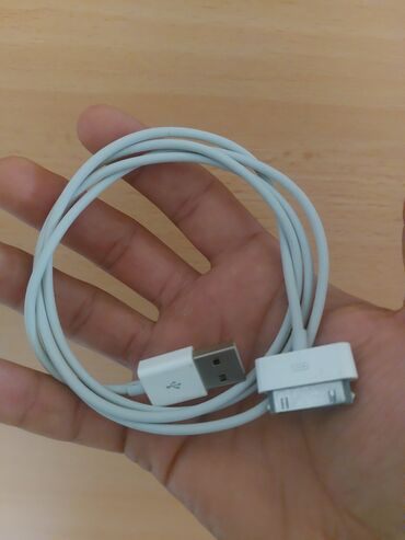 iphone 5 üçün qoruyucu şüşə almaq: Apple 30-pin USB şarj/data kabeli - Rəng: ağ - Bir ucu USB-A, digər
