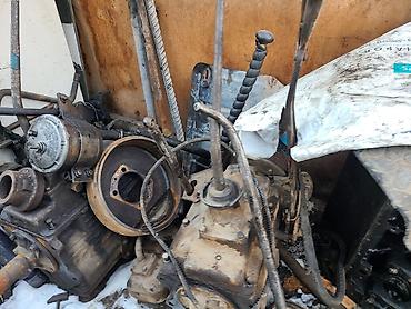 Двигатели, моторы и ГБЦ: Продаю зил запчасть есть всё стартер генератор — 17