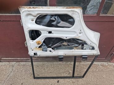 Auto delovi: Vrata zadnja leva Lada 2104 Karavan(bela)ZL3. Skinuta sa rastavljenog — 10