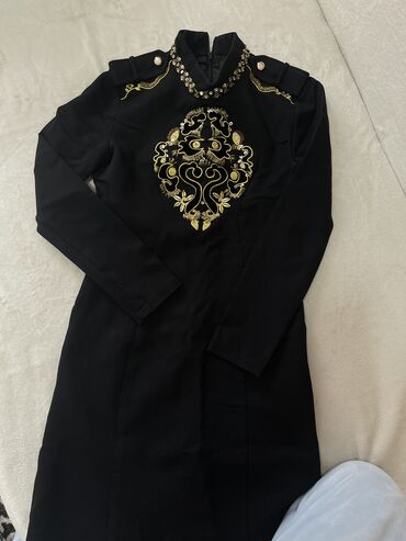 kupalnik dolce gabbana: Вечернее платье, Короткая модель, С рукавами, S (EU 36), M (EU 38)