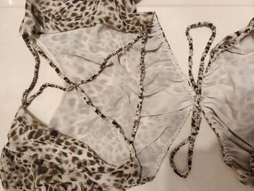 Haljine: Zara XS, bоја - Šareno, Večernji, maturski, Dugih rukava na lalafo.rs — 4 Haljine: Zara XS, bоја - Šareno, Večernji, maturski, Dugih rukava — 4