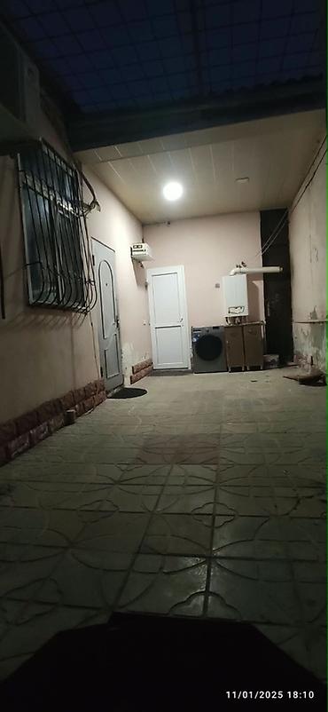 3 otaqlı, 55 kv. m, Təmirsiz