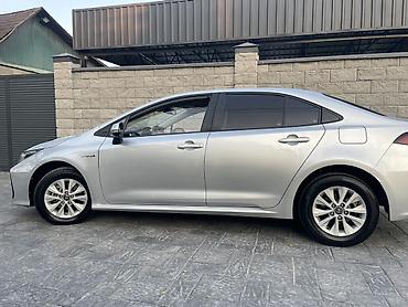магнитола е39 штатная: Toyota Corolla: 2021 г., 1.8 л, Вариатор, Гибрид, Седан — 2
