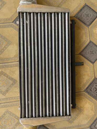 ниссан примера радиатор: Продаю фронтальный интеркулер Apexi 600х300х70