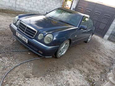 продаю мерседес 814: Mercedes-Benz 200: 1998 г., 2 л, Механика, Бензин, Седан