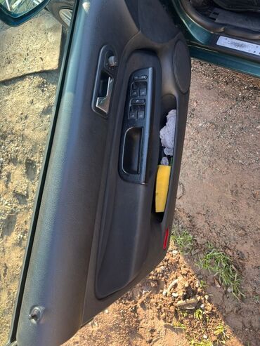 Volkswagen: Volkswagen ID.4: 2002 г., 1.6 л, Автомат, Бензин, Хэтчбэк — 7