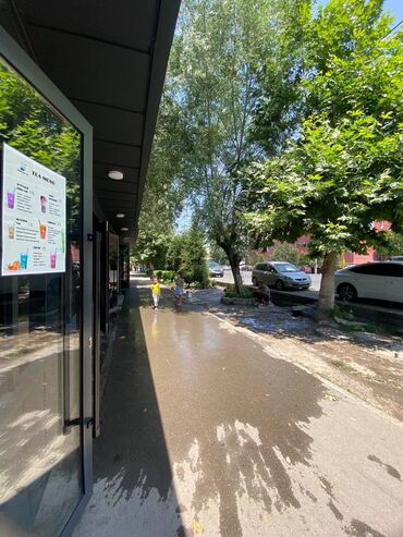 ишу дом село кенеш: Продаётся коммерческая помещения с ремонтом и всеми товарами. Город Ош