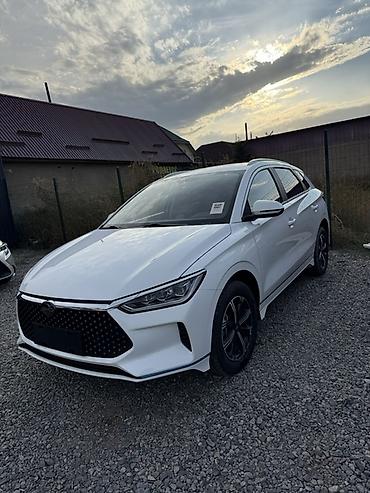 BYD: BYD E2: 2022 г., Электромобиль, Кроссовер — 2